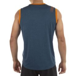 Alternative view of TRACER TANK HOMBRE