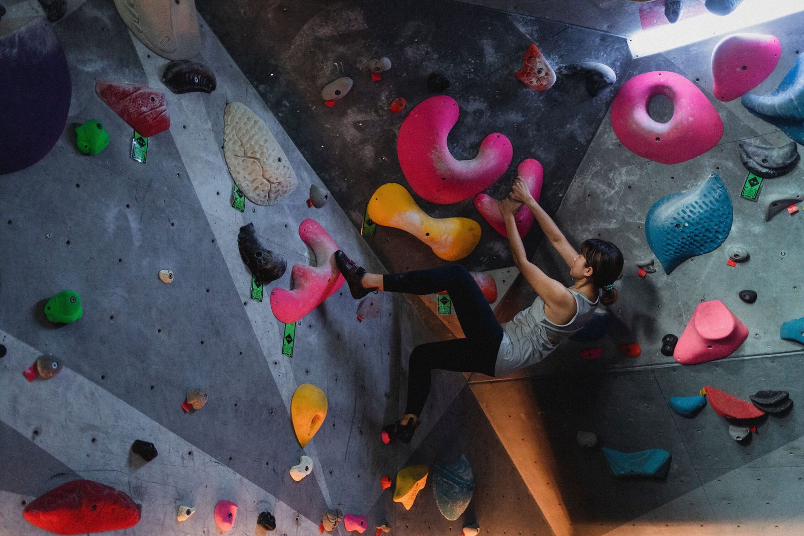 Seguridad en sala de boulder: colchonetas y buenas prácticas